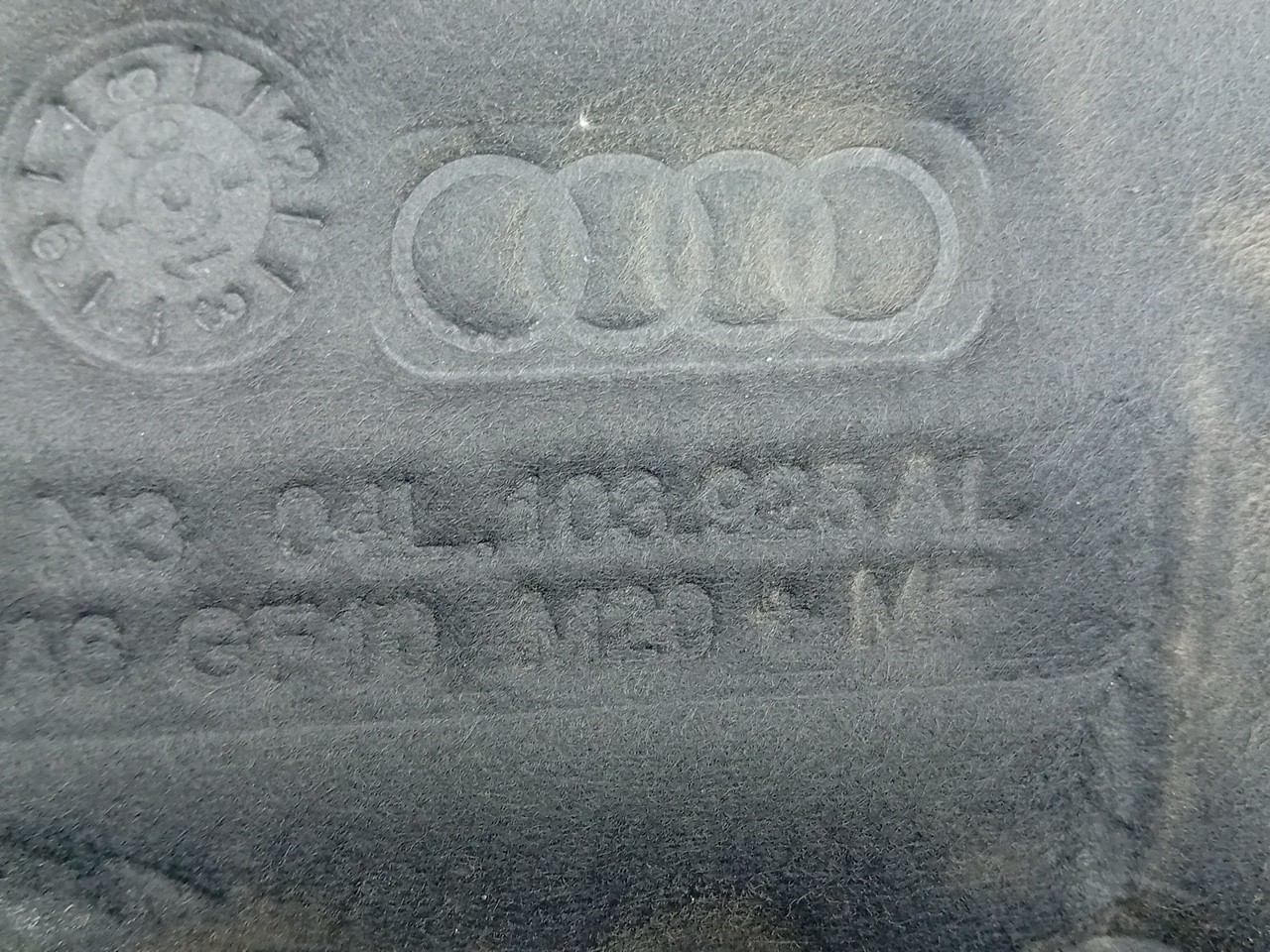 Engine cover AUDI A5 Sportback (8TA) Imagem-2