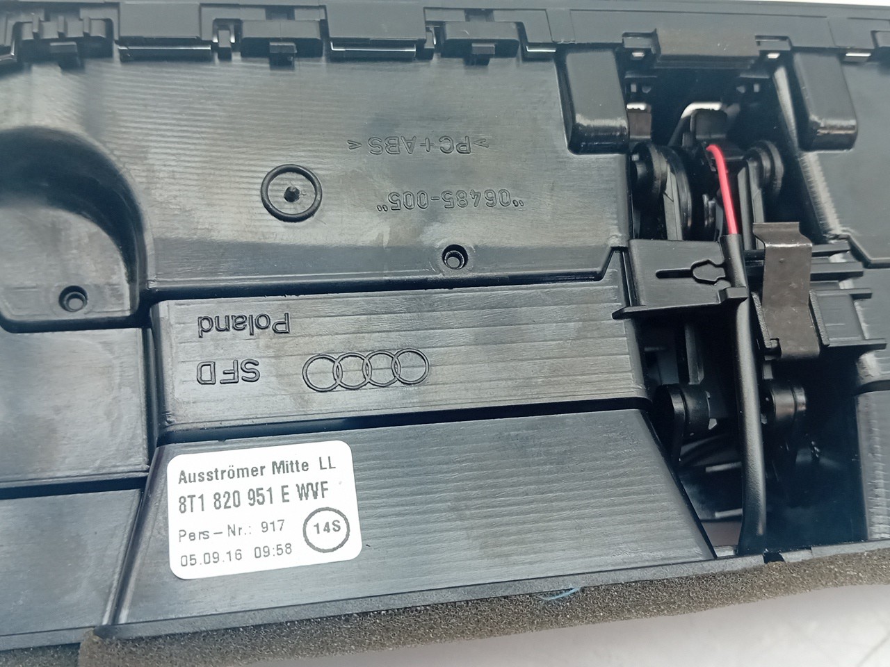 Difusor / salida de aire AUDI A5 Sportback (8TA) Imagem-2
