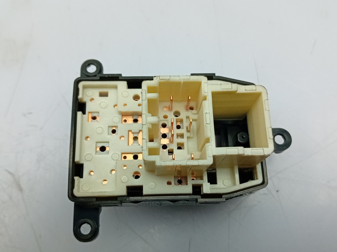 Commande des rétroviseurs KIA Carens IV Imagem-2