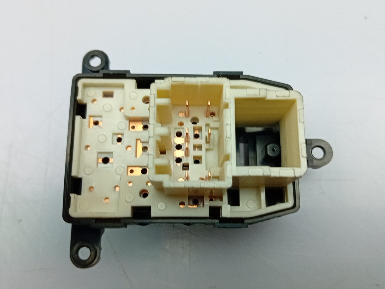 Commande des rétroviseurs KIA Carens IV Imagem-6