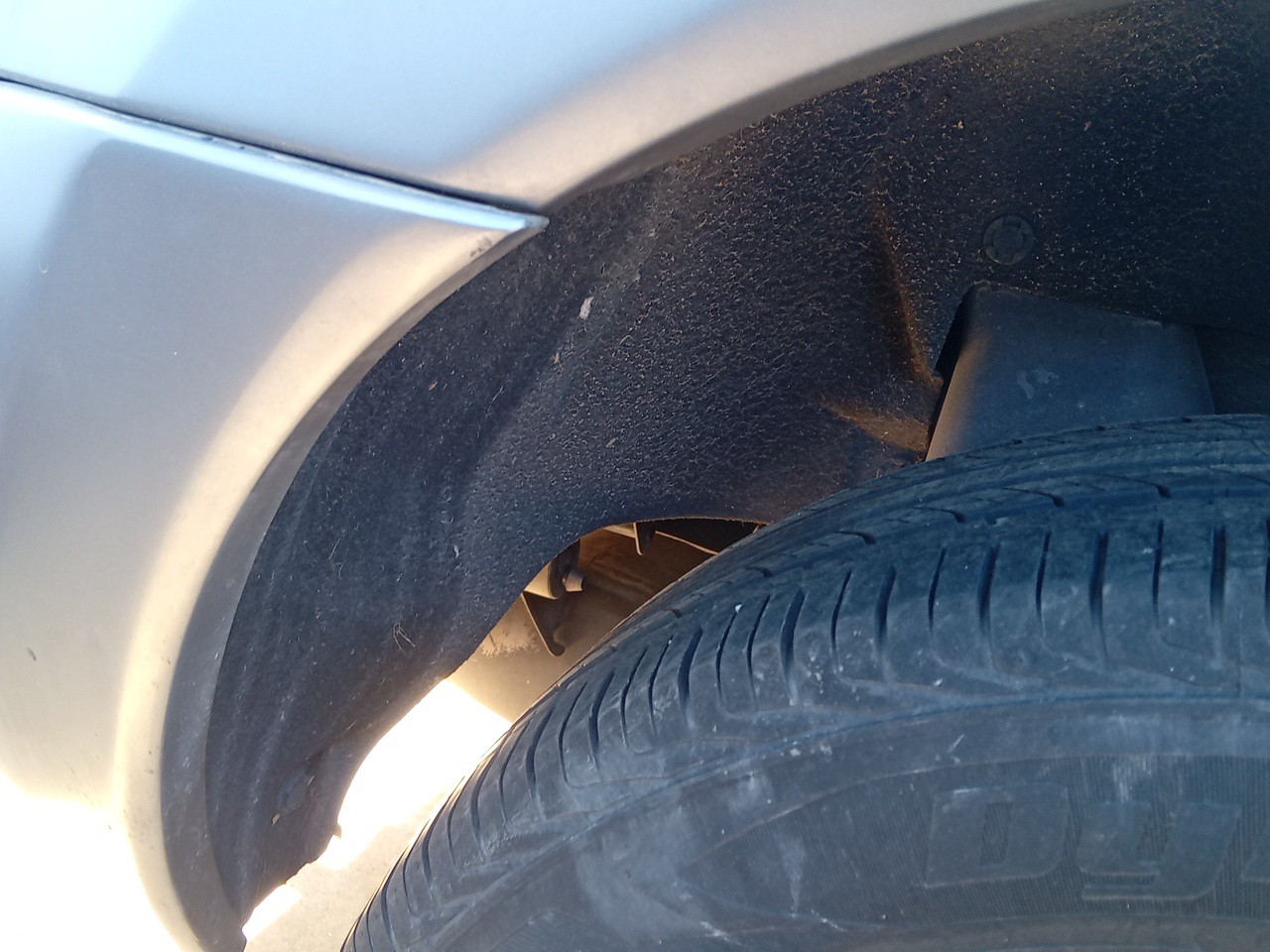 Rear wheel arch right RENAULT Koleos I (HY_) Imagem-1