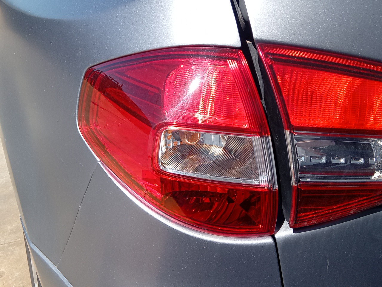 Left Tail light