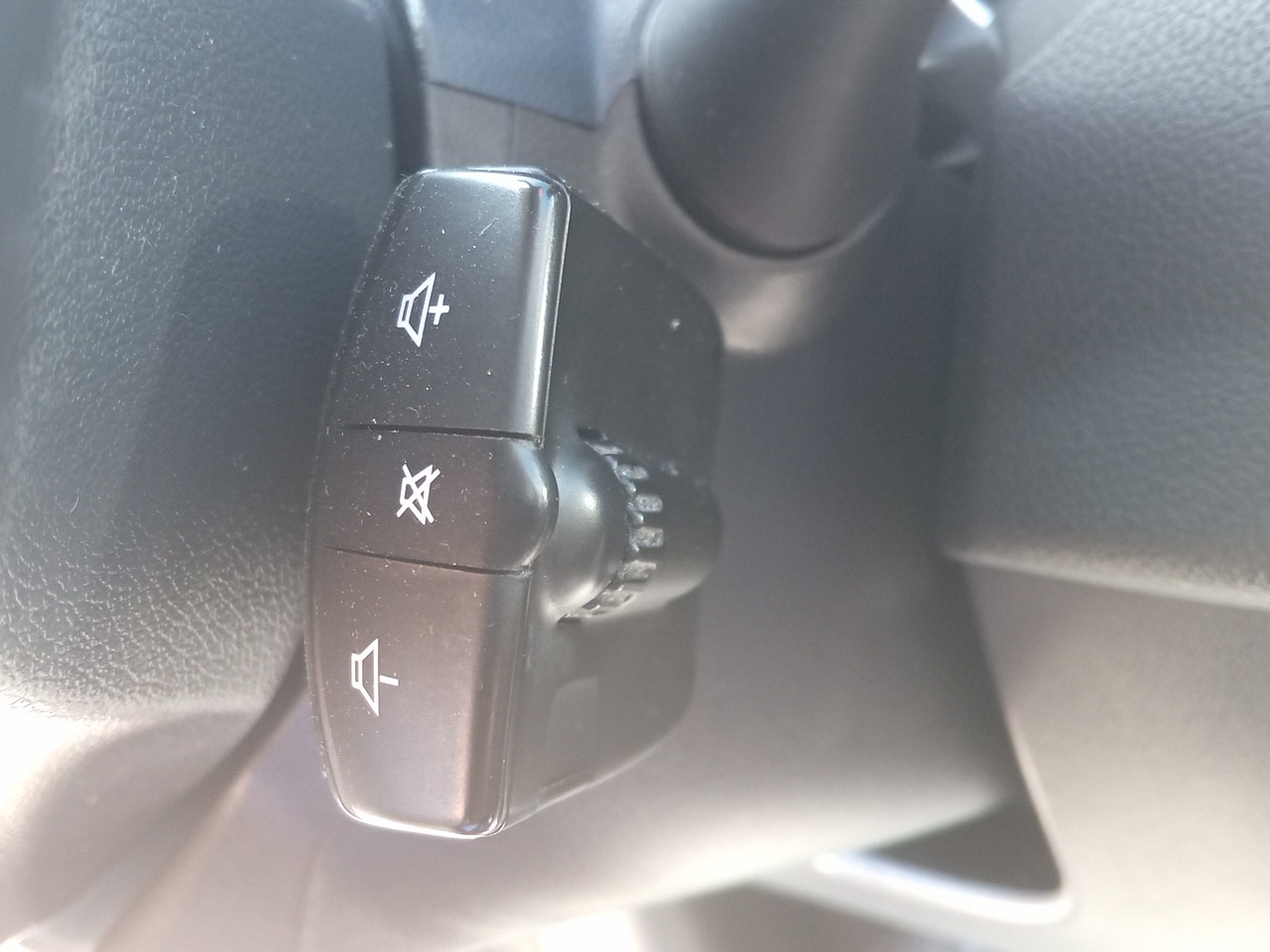 Radio control switch