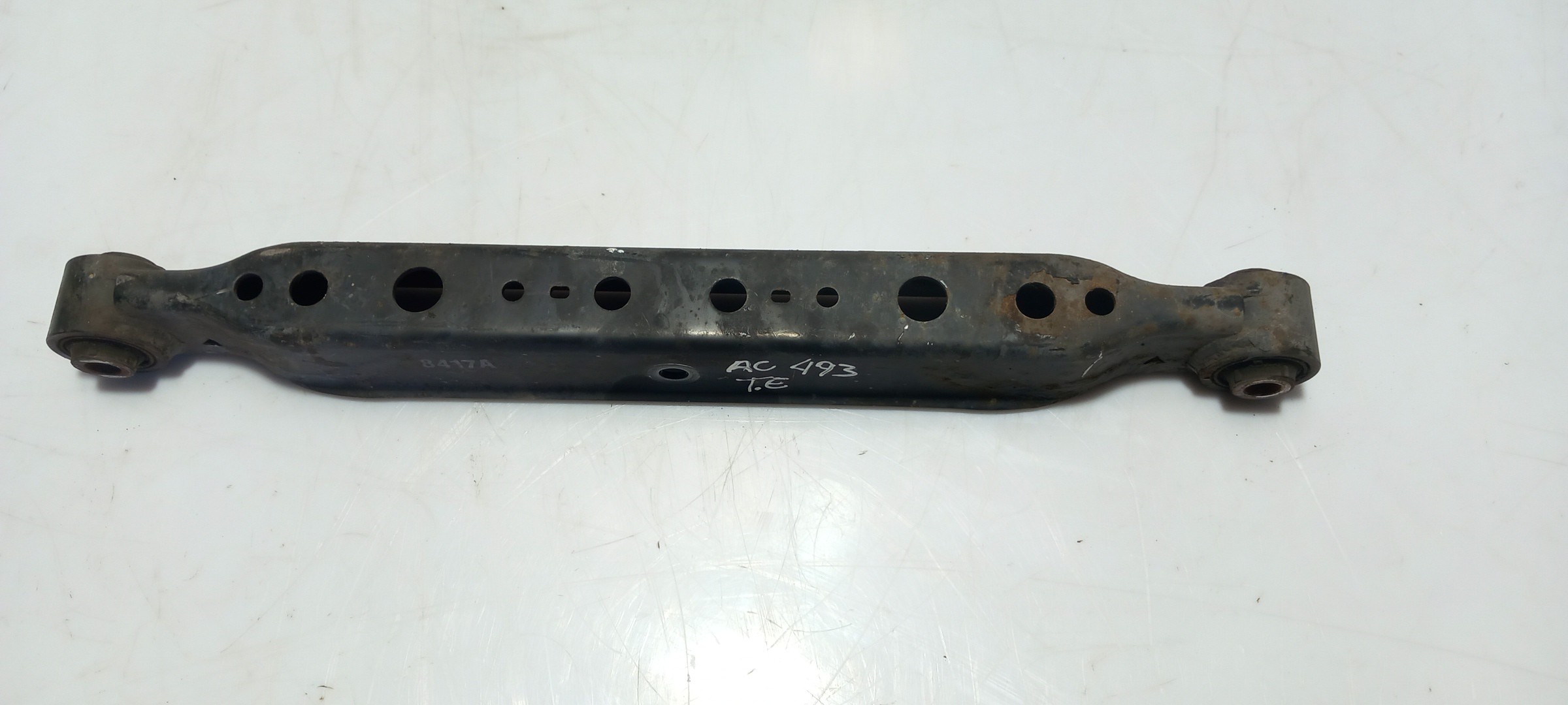 Left front suspension arm