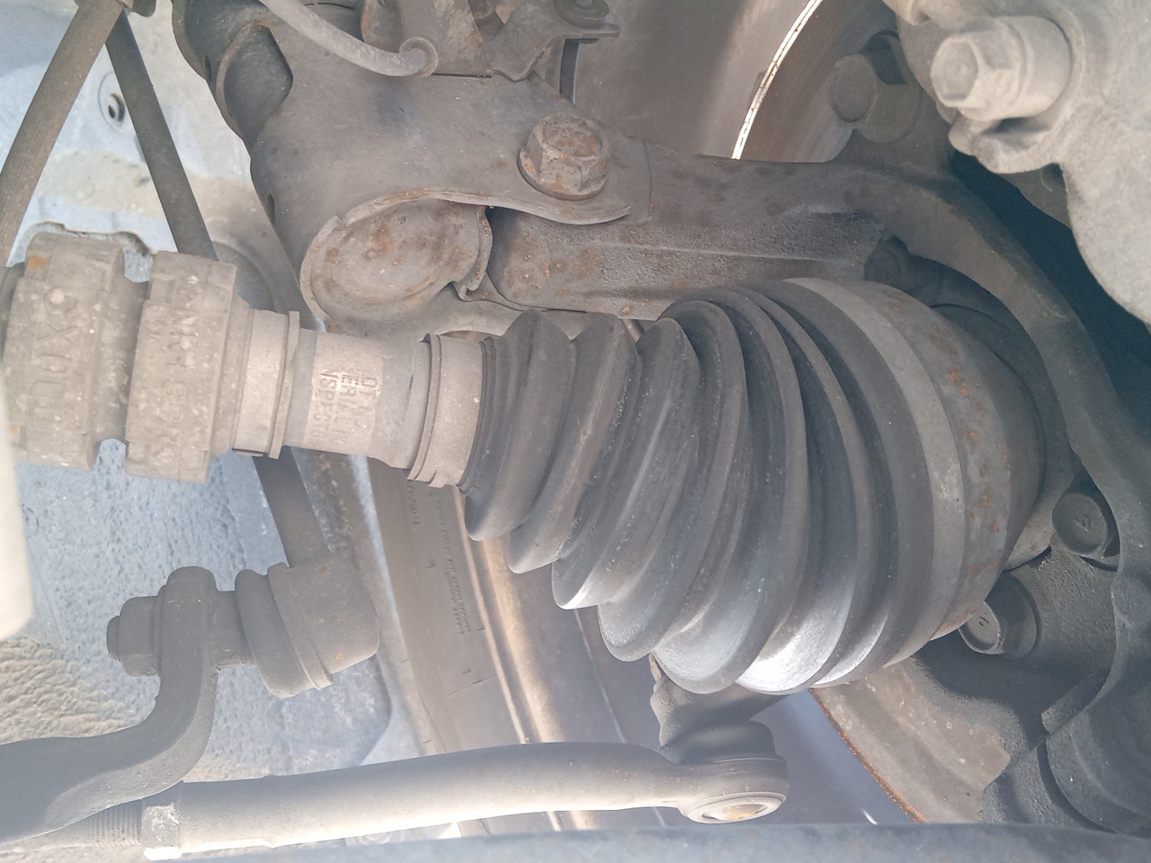 Left front driveshaft