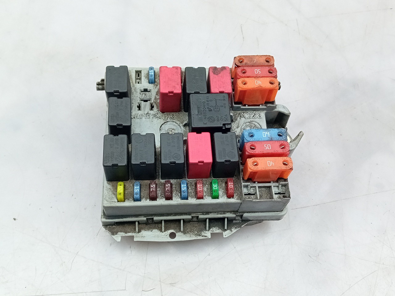 Fuse box / SAM / BSI