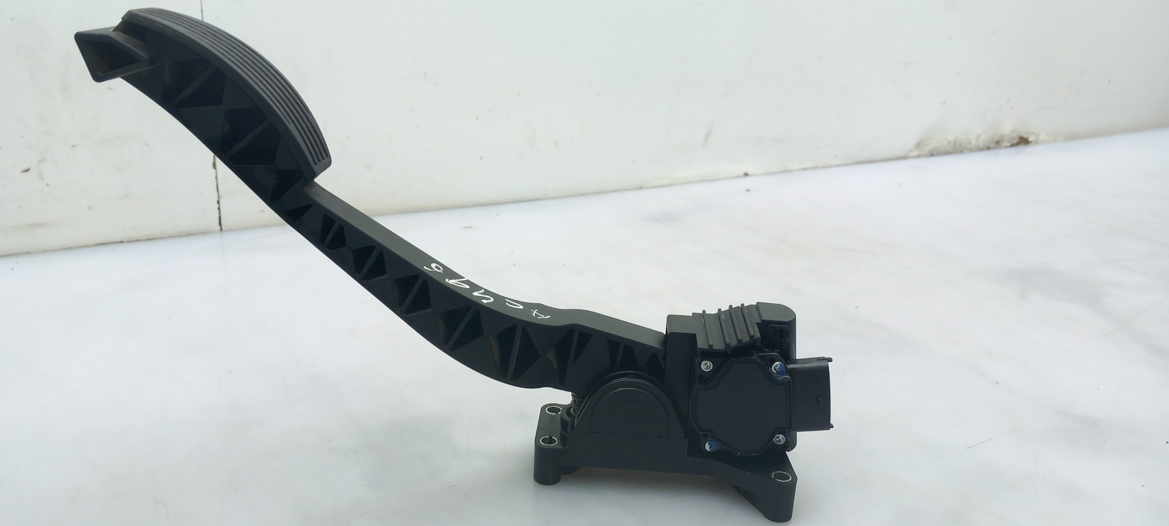 Pedal acelerador