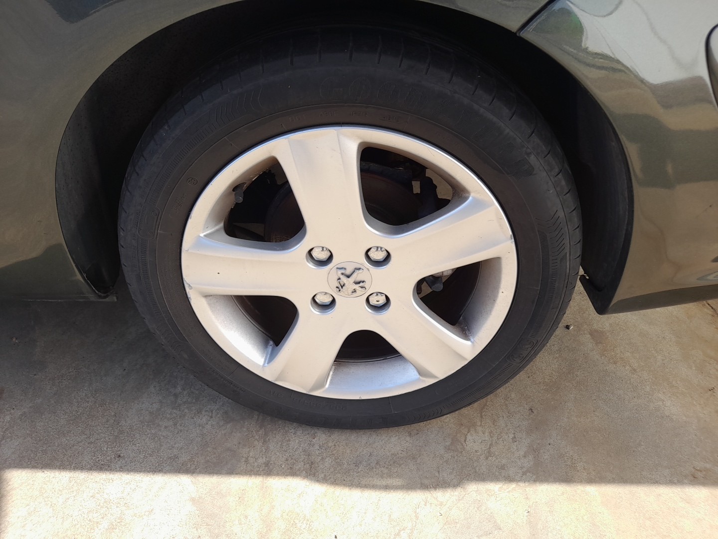 Conjunto de jantes PEUGEOT 307 CC (3B) Imagem-1
