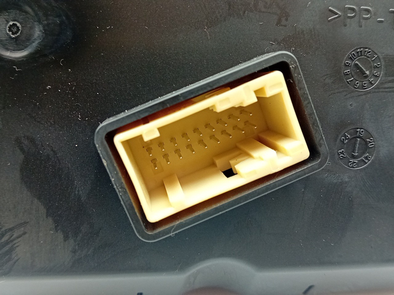 Compteur de vitesse PEUGEOT 308 III Imagem-3