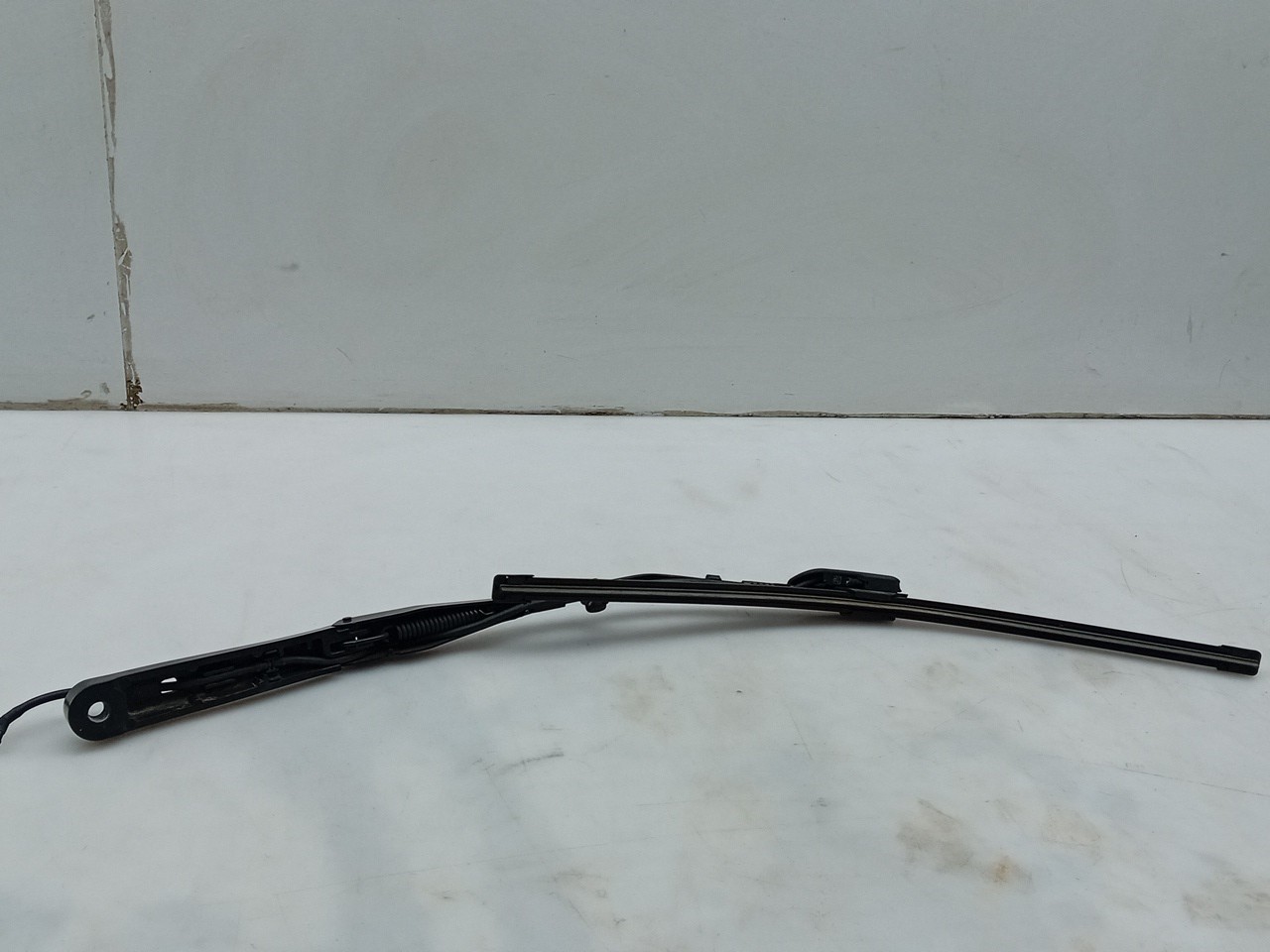 Brazo de limpiaparabrisas delantero izquierdo PEUGEOT 308 III Imagem-1