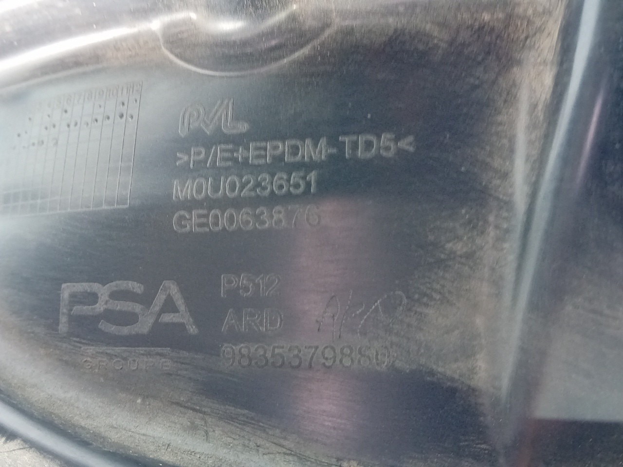 Cava roda trás direita PEUGEOT 308 III Imagem-2