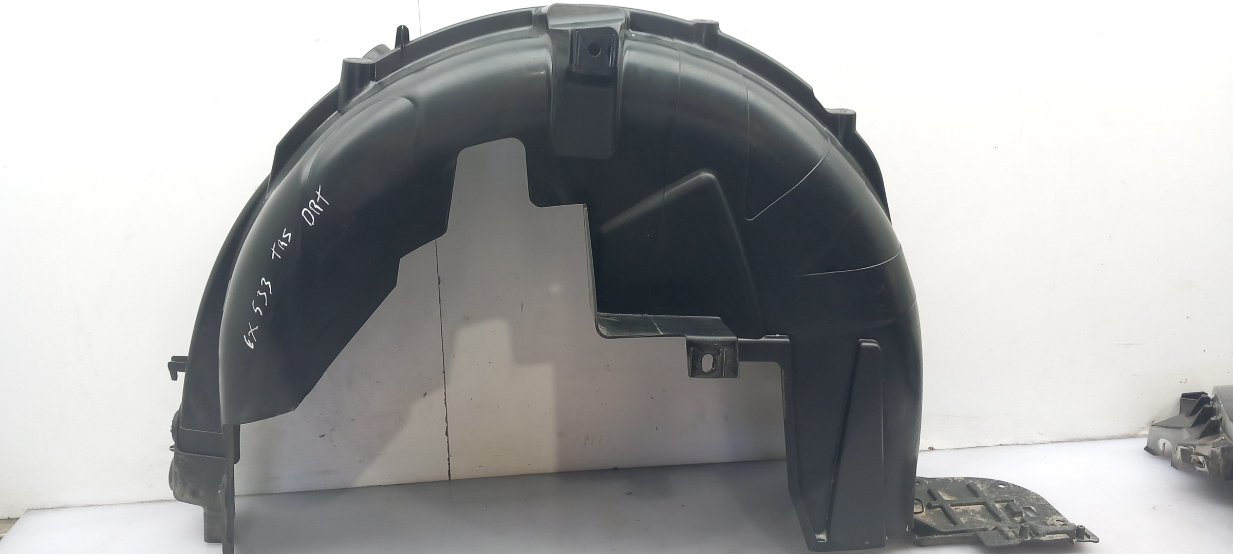 Rear wheel arch right PEUGEOT 308 SW III Imagem-1