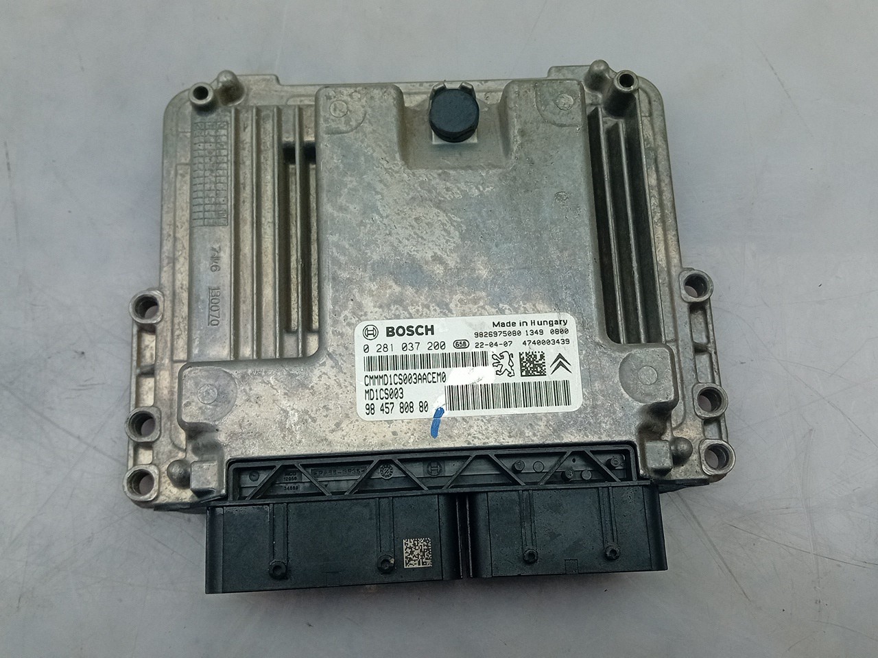 Centralita motor / ECU PEUGEOT 308 SW III Imagem-1