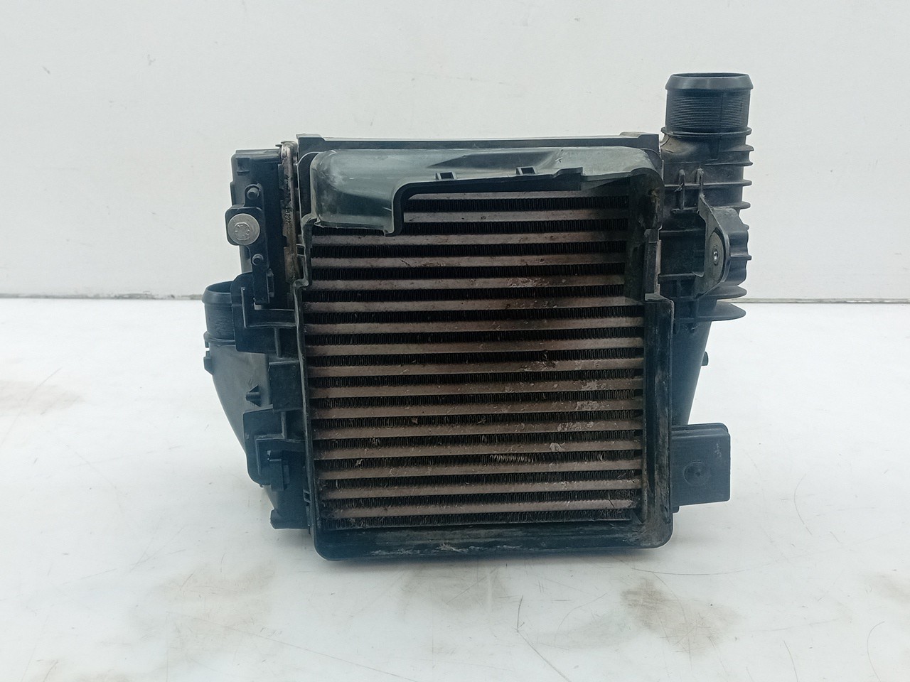 Radiador del intercooler PEUGEOT 308 SW III Imagem-1