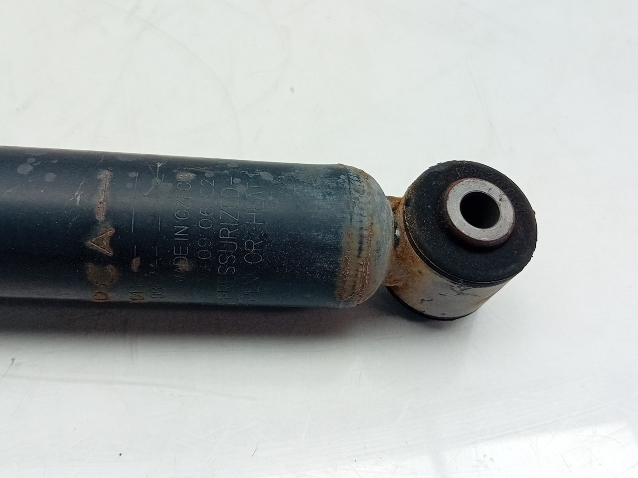 Left Rear Shock Absorber TOYOTA Aygo (_B4_) Imagem-2