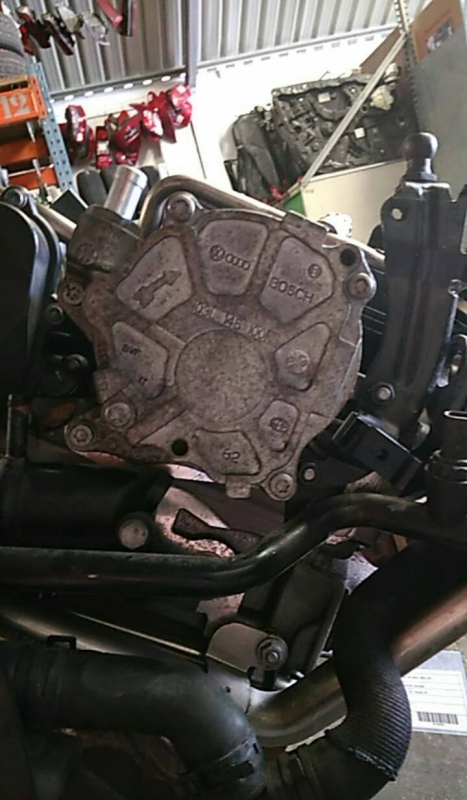 Bomba de vácuo do sistema de travagem AUDI A4 (8K2, B8) Imagem-1