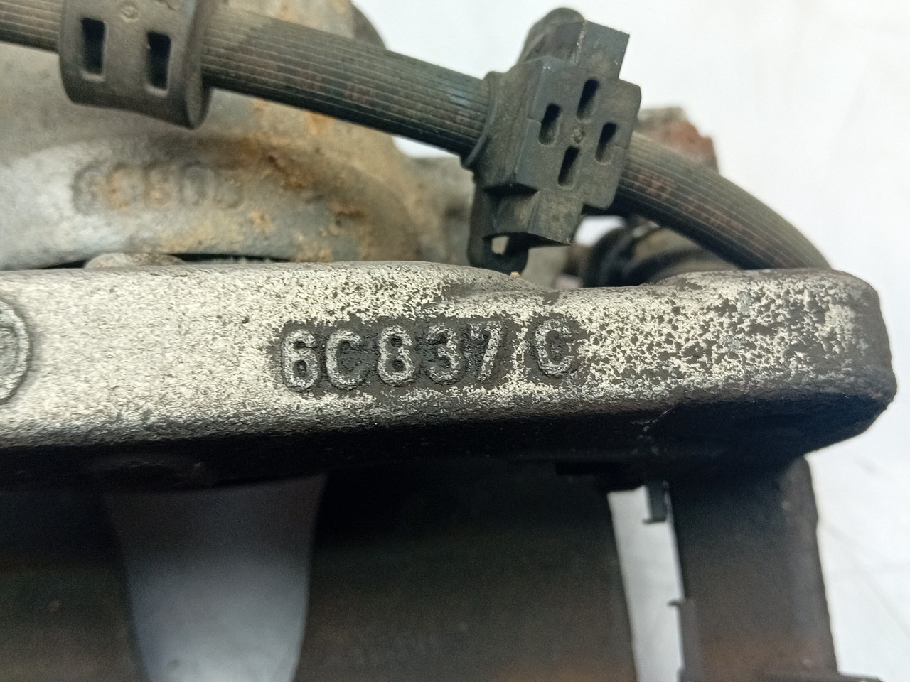 Left front Brake Caliper PEUGEOT 308 SW III Imagem-2