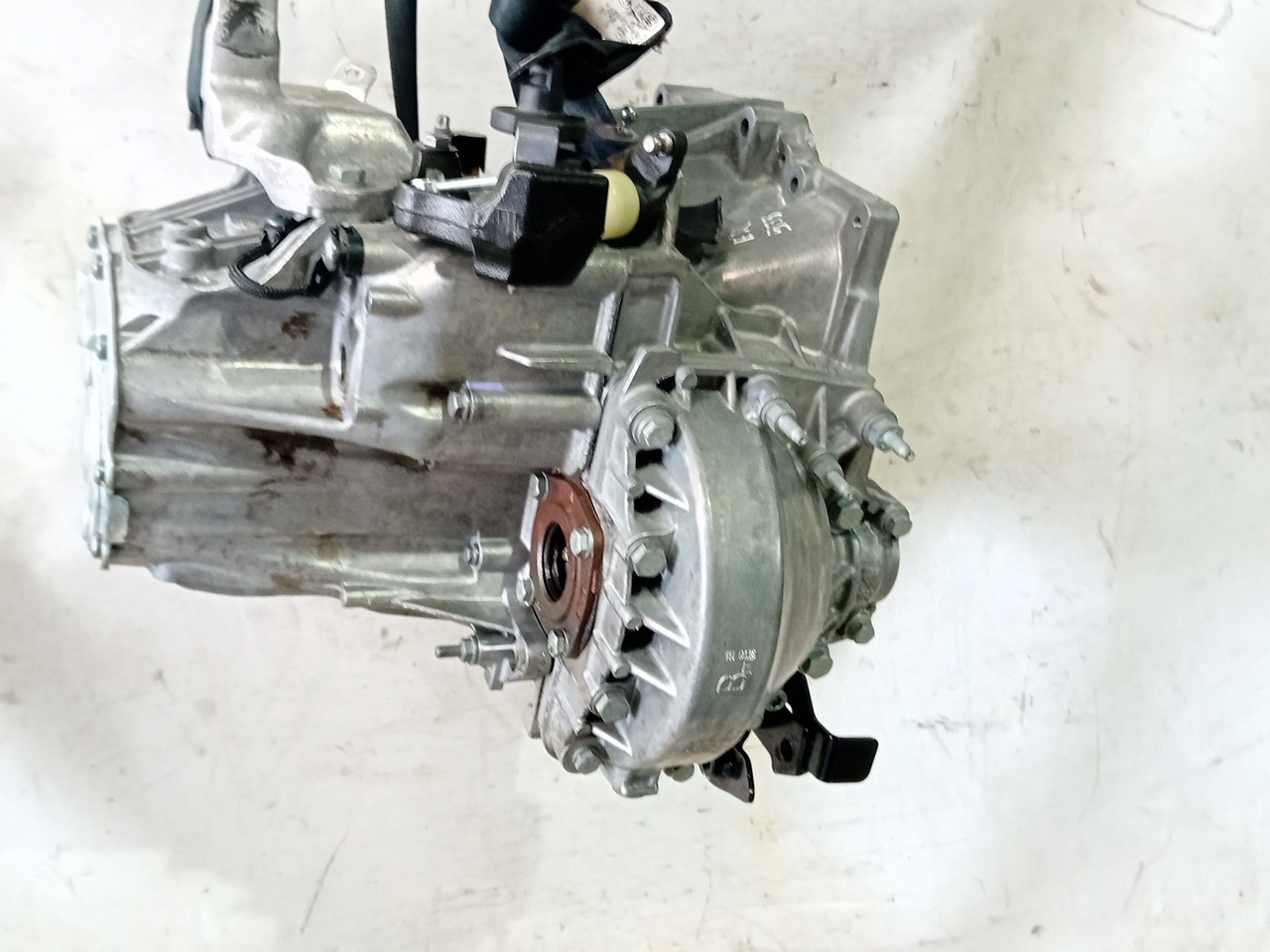 Manual gearbox PEUGEOT 308 SW III Imagem-2