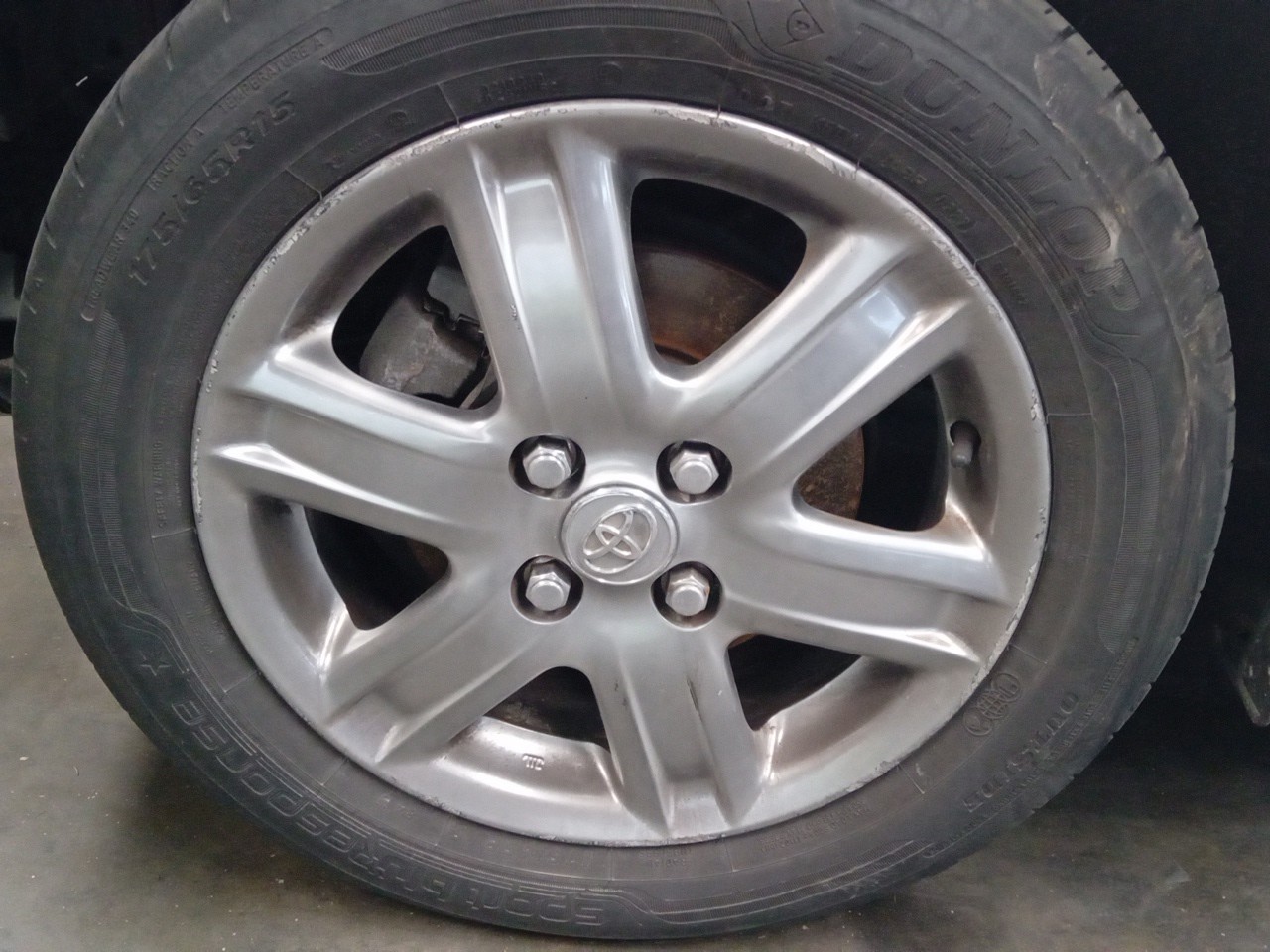 Juego de llantas TOYOTA iQ (_J1_) Imagem-1