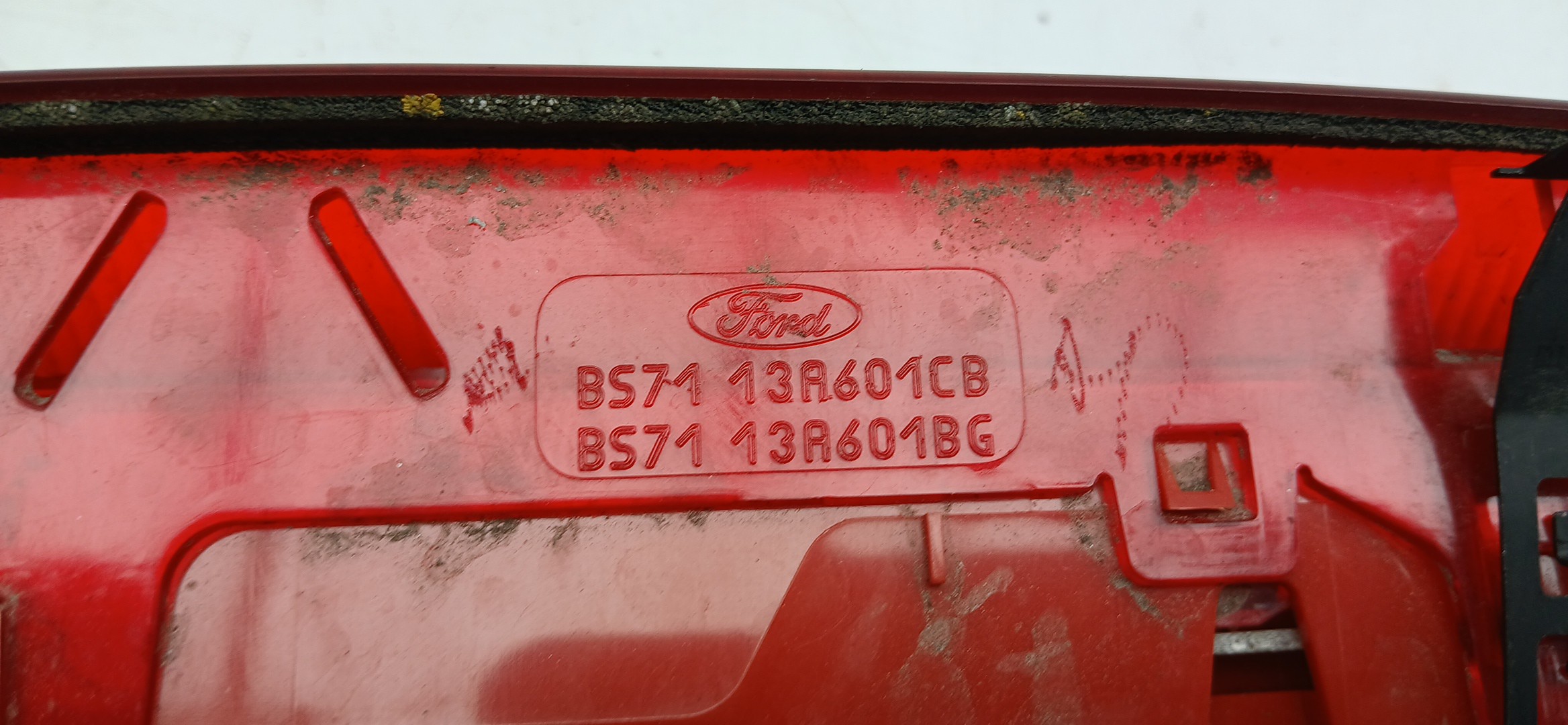 Additional stop light / 3rd stop light FORD S-Max Imagem-3
