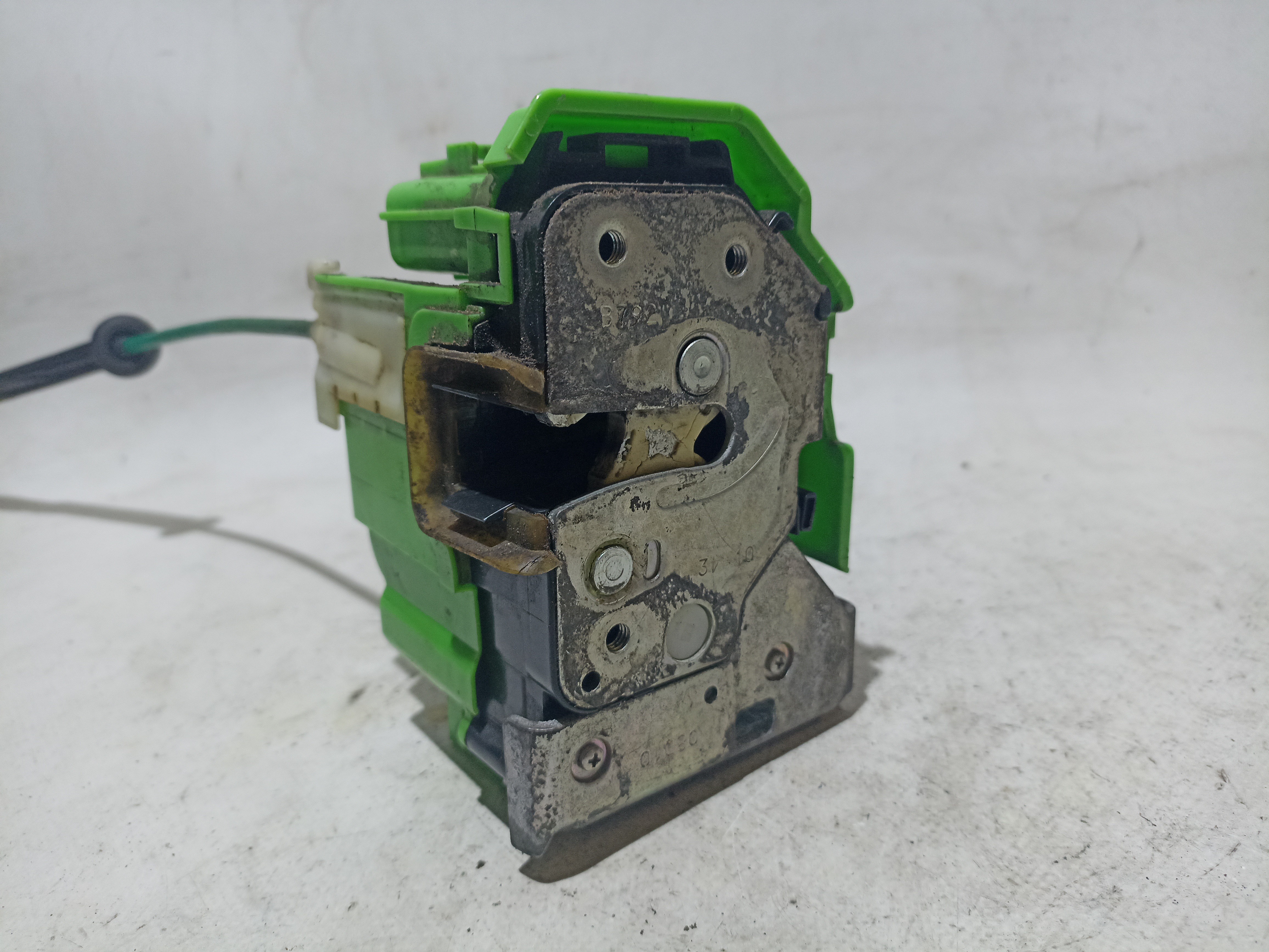 Front Right Door Lock ALFA ROMEO Giulietta (940_) Imagem-1