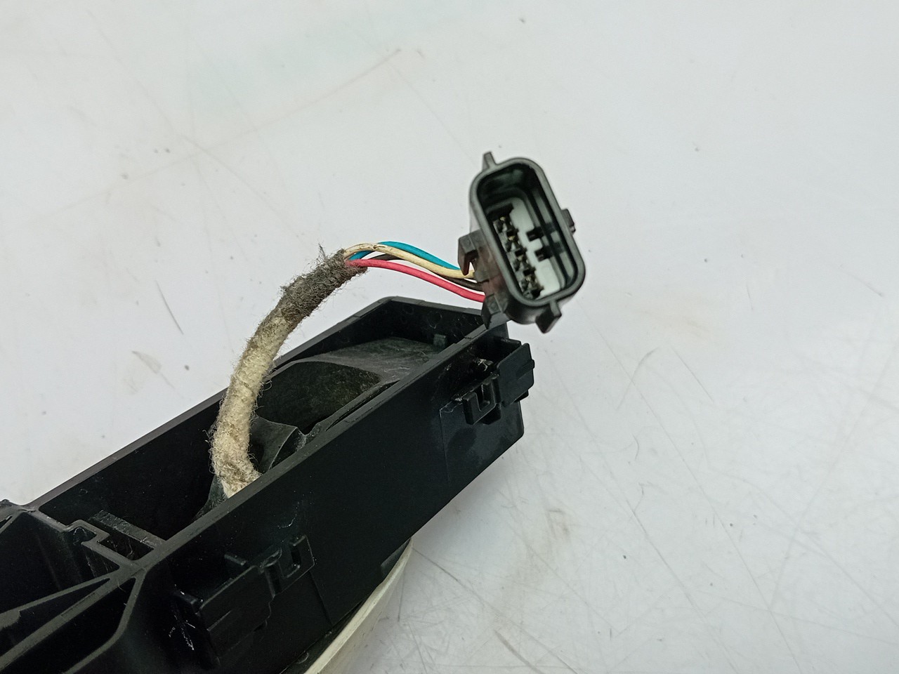 Left front door handle RENAULT Megane IV (B9A/M_) Imagem-2