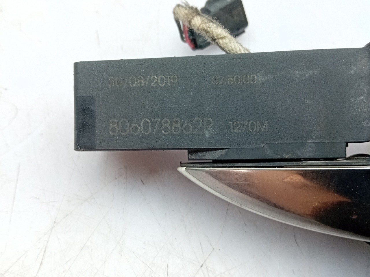Left front door handle RENAULT Megane IV (B9A/M_) Imagem-3