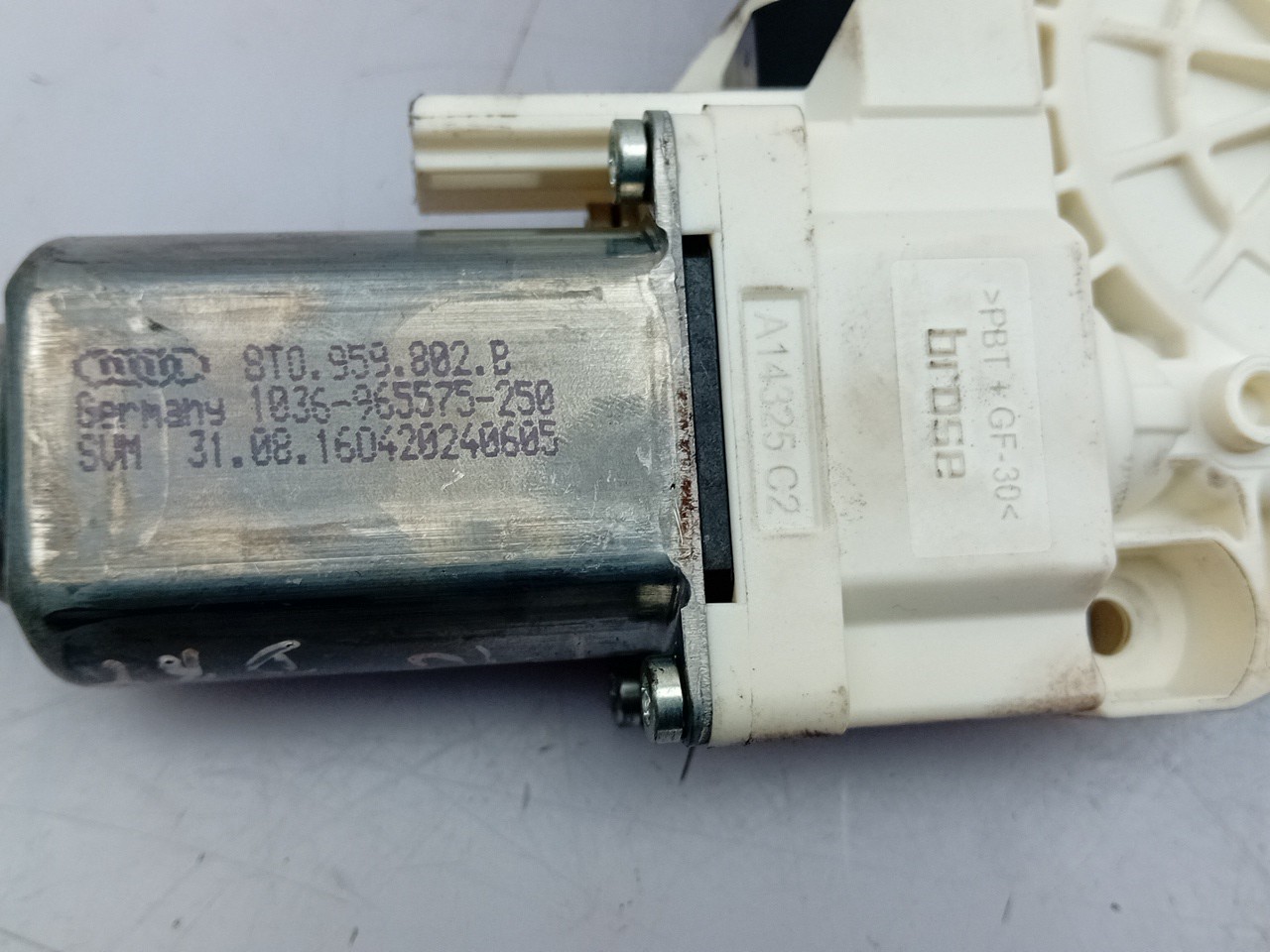 Front Right Door Window Regulator Motor AUDI A5 Sportback (8TA) Imagem-3