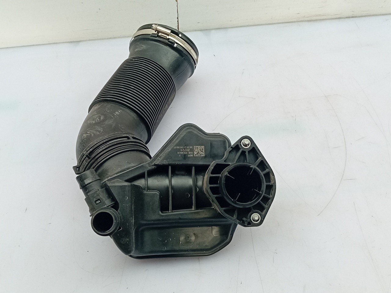 Tubo do intercooler SEAT Leon Sportstourer (KL8) Imagem-1