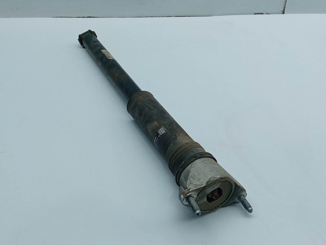 Amortisseur Arrière Gauche MERCEDES-BENZ Classe A (W177) Imagem-1