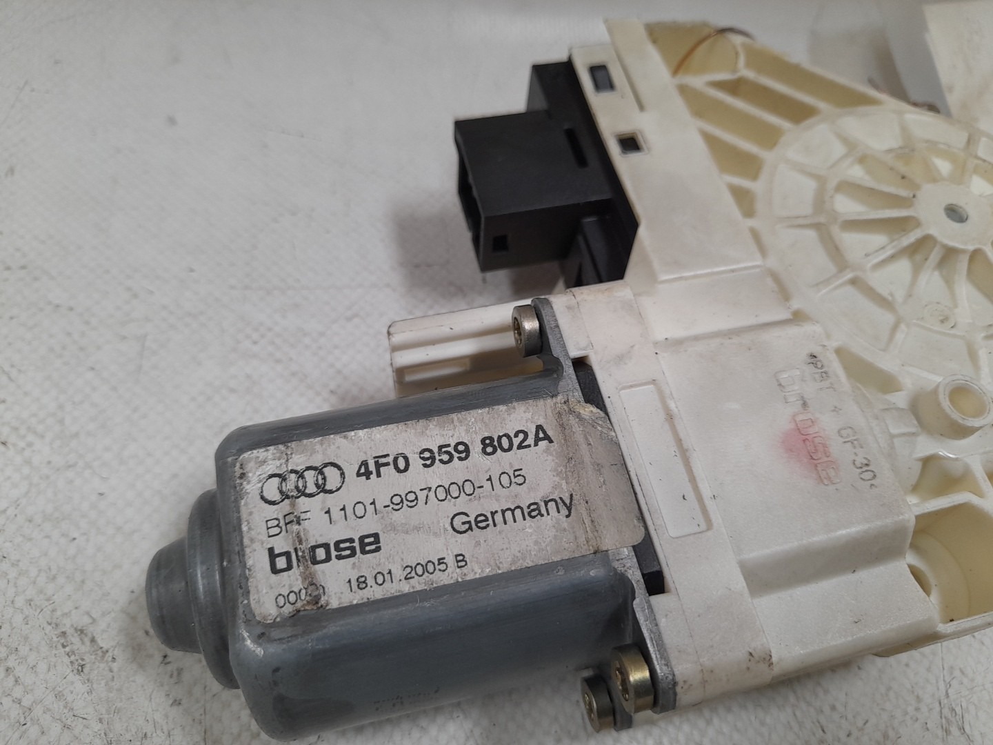 Motor vidro trás direito AUDI A6 (4F2, C6) Imagem-2