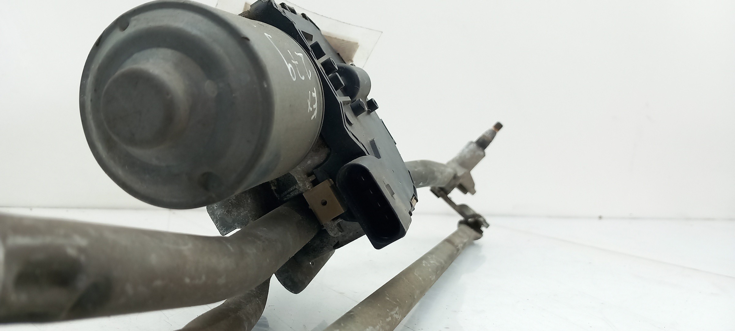 Motor limpa vidros frente AUDI A6 (4F2, C6) Imagem-2