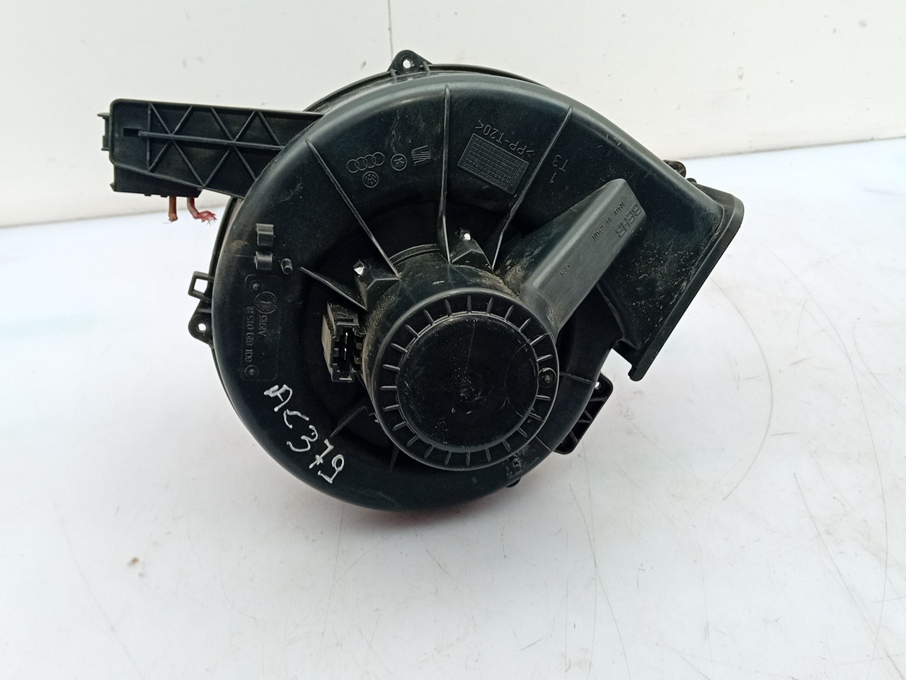 Motor de calefacción SEAT Ibiza IV (6J5, 6P1) Imagem-1