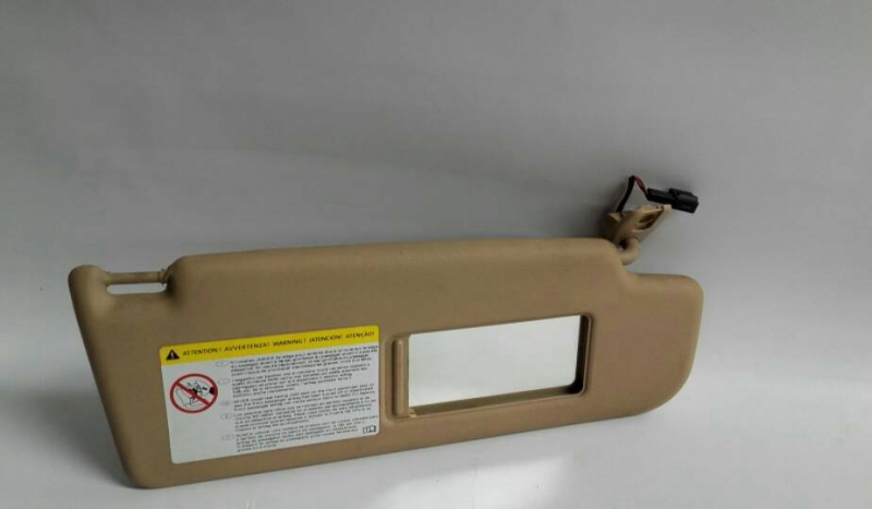 Right Sun Visor VOLKSWAGEN Passat (3C2) Imagem-1