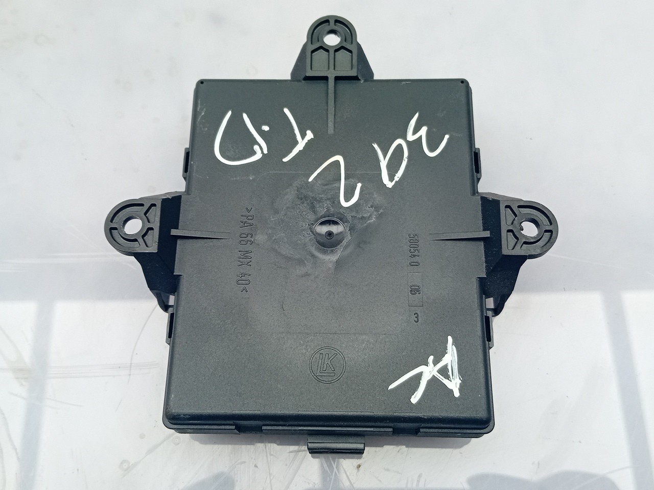 Generic Unit Module MERCEDES-BENZ Classe A (W169) Imagem-1