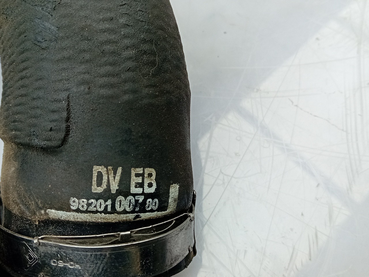 Tubo intercooler PEUGEOT 308 SW II Imagem-3