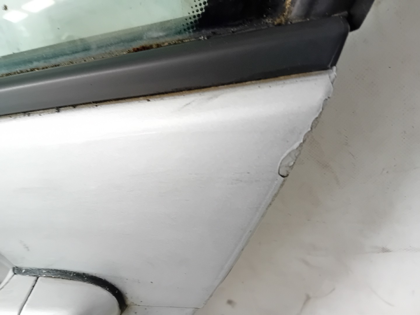 Porta trás esquerda BMW 3 (E46) Imagem-1