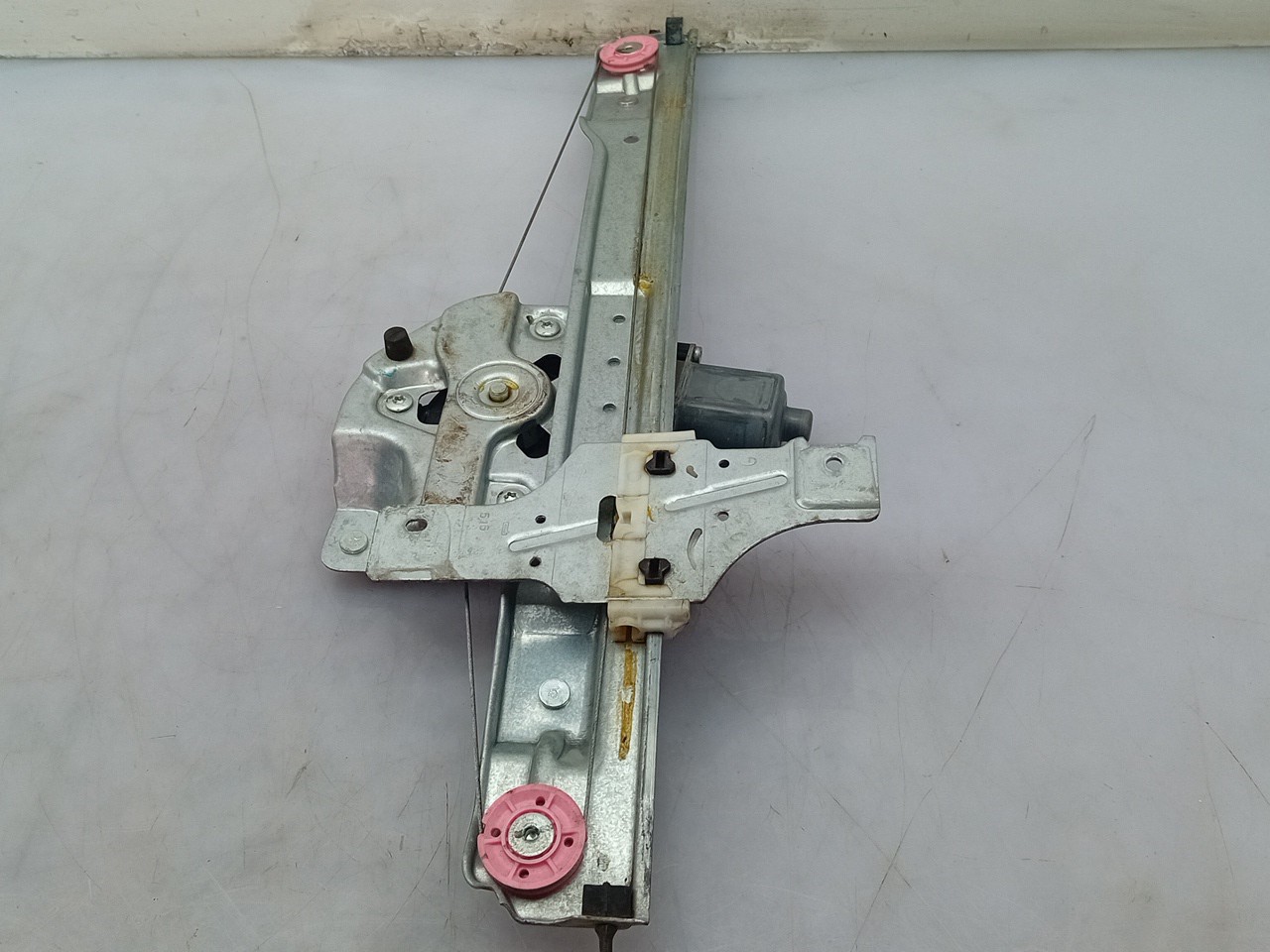 Elevador vidros frente esquerdo PEUGEOT 208 Imagem-1