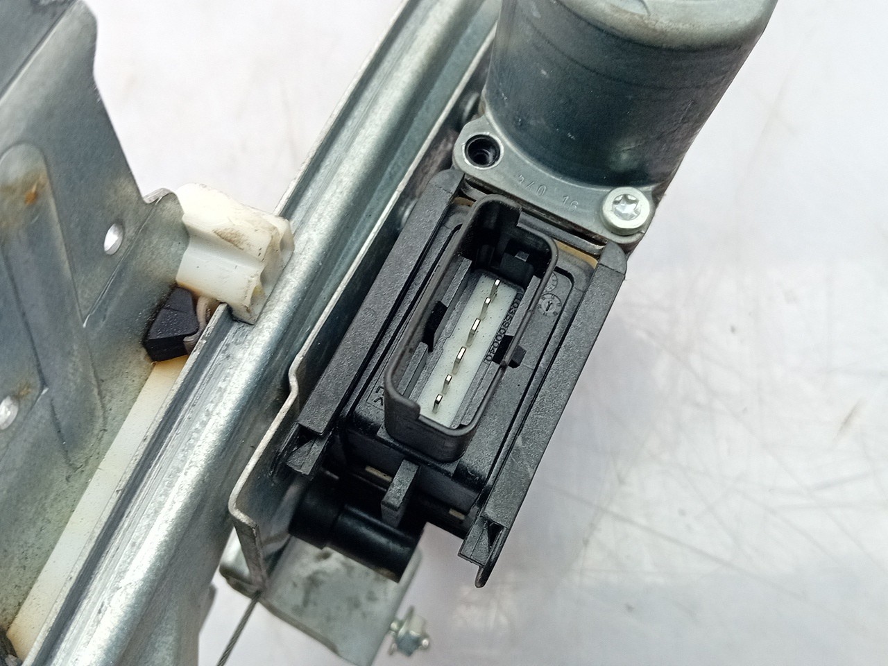 Elevador vidros frente esquerdo PEUGEOT 208 Imagem-2