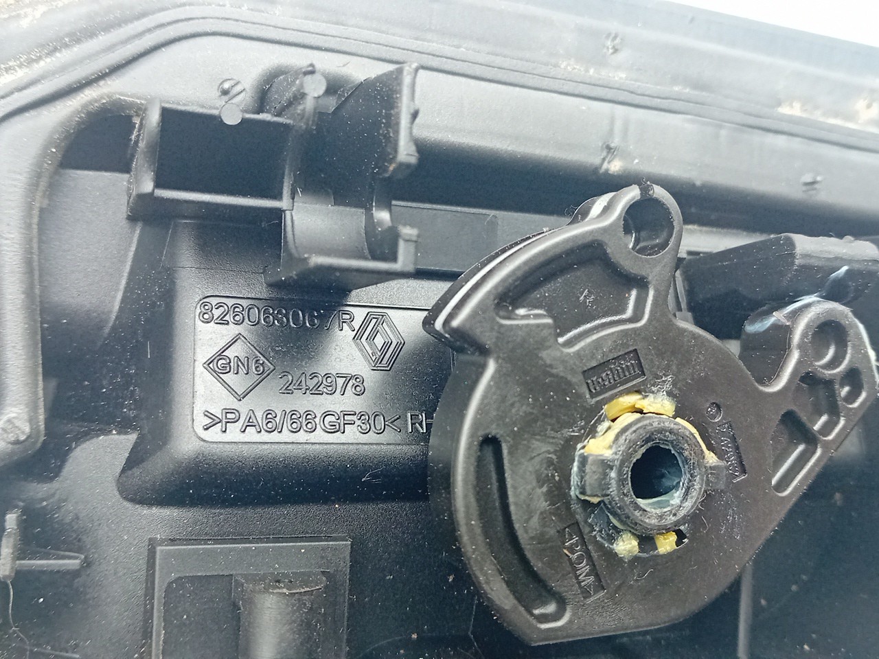Manija puerta Trasero Derecho RENAULT Twingo III (BCM_) Imagem-2