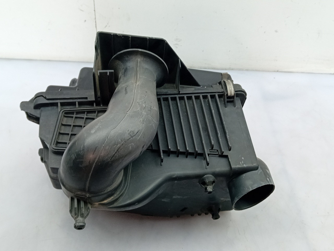 Air filter box MAZDA 6 Hatchback (GG) Imagem-2
