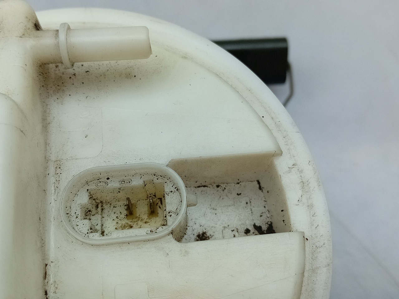 Fuel pump RENAULT Clio II (BB0/1/2_, CB0/1/2_) Imagem-2