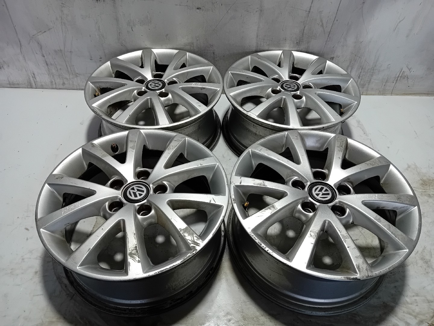 Conjunto de jantes VOLKSWAGEN Golf VI Variant (AJ5) Imagem-1
