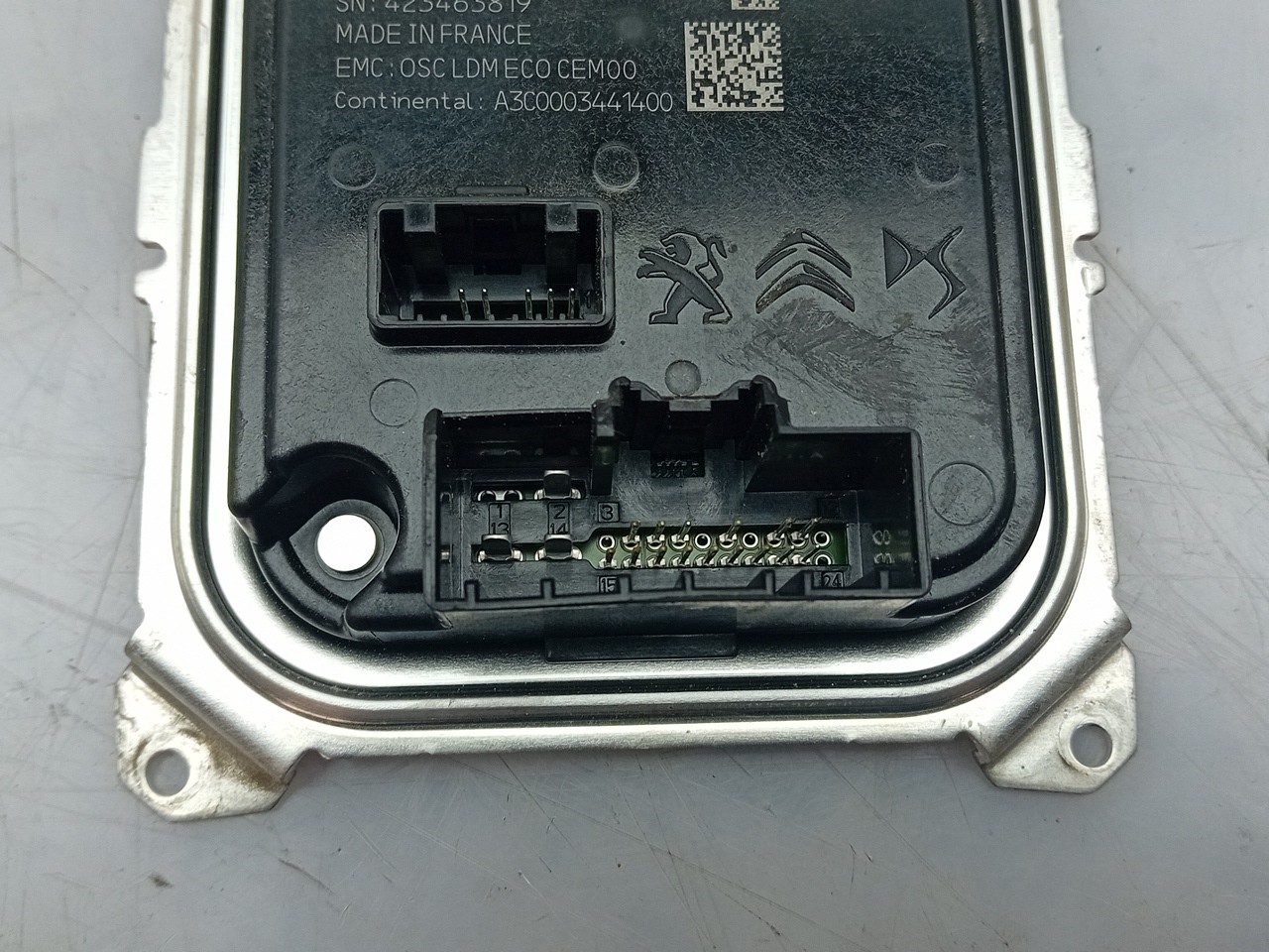 Lighting control unit / Lights ECU PEUGEOT 308 SW III Imagem-2