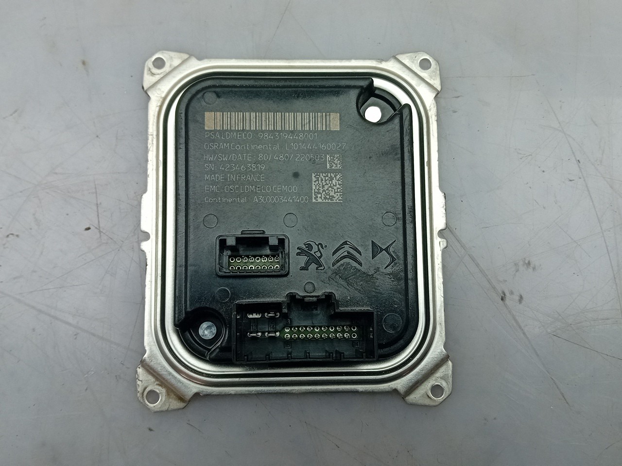 Lighting control unit / Lights ECU PEUGEOT 308 SW III Imagem-1