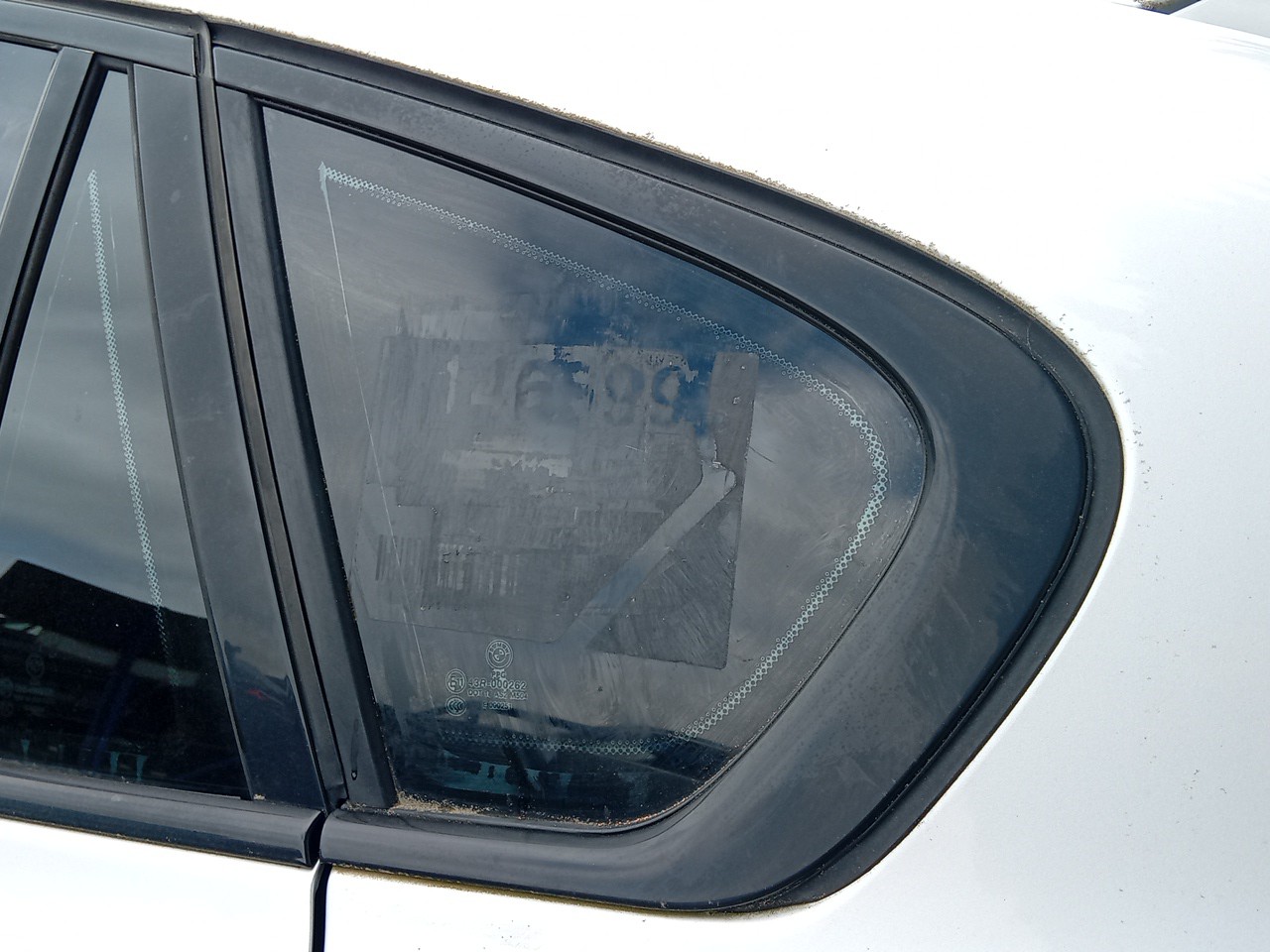 Vidrio del panel Trasero Izquierdo