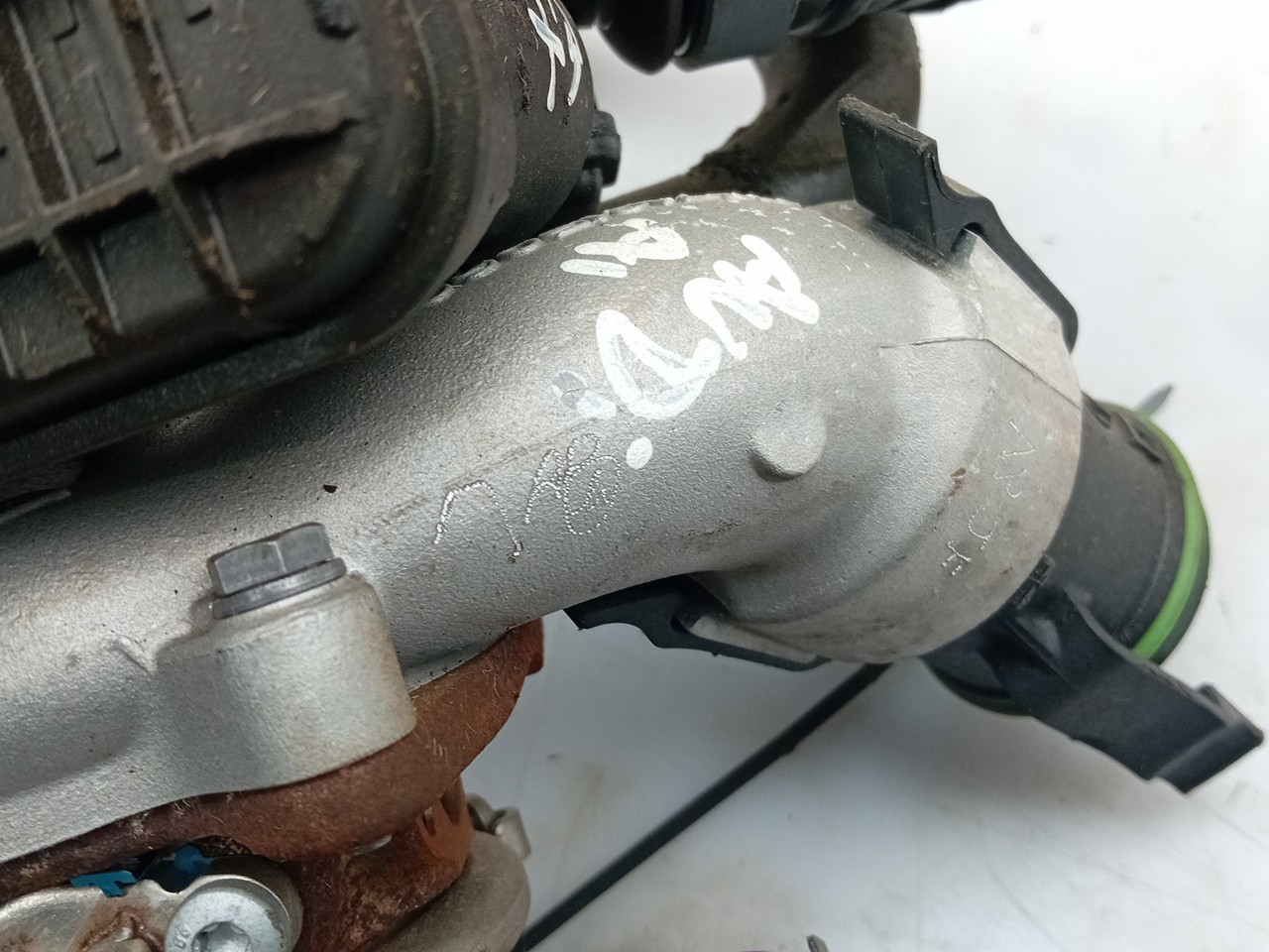 Turbocompresseur AUDI A1 Sportback (8XA, 8XF) Imagem-4