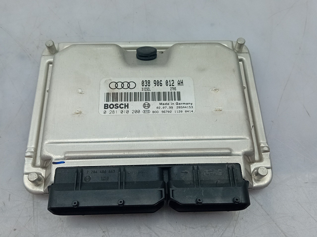 Engine control unit / ECU