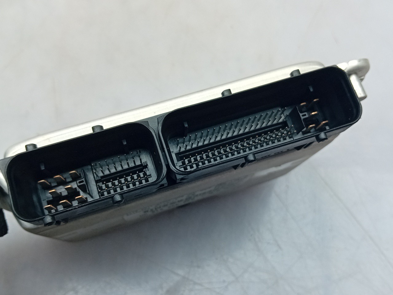 Engine control unit / ECU AUDI A4 (8D2, B5) Imagem-2