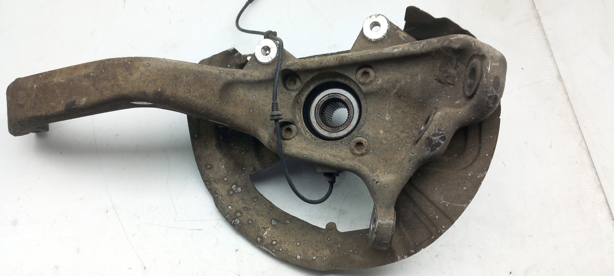 Right front steering knuckle